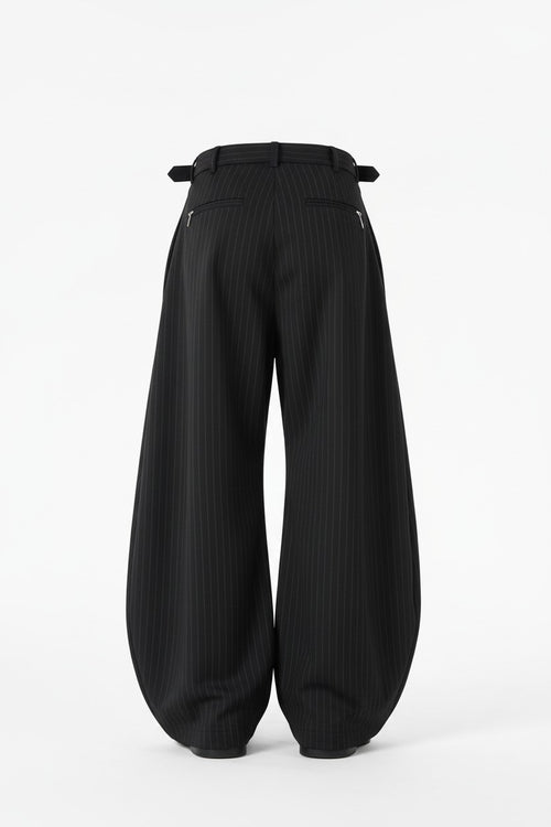 Loose pants